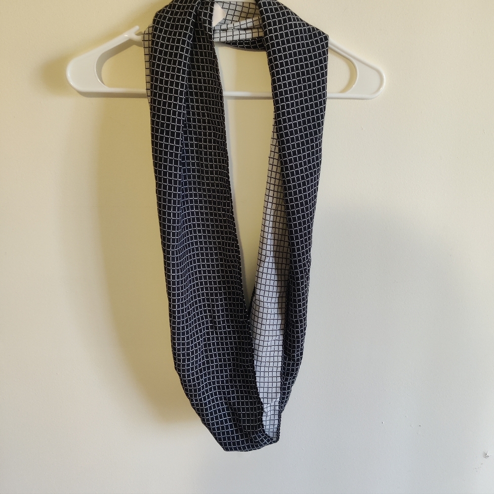 J. Jill Warever Collection Silk Infinity Scarf Small - Picture 2 of 6